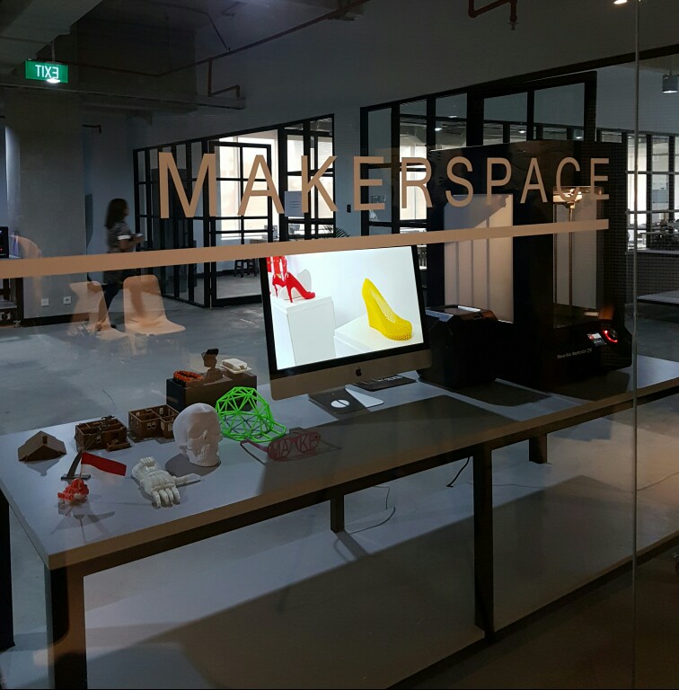 fasilitas makerspace di jakarta creative hub